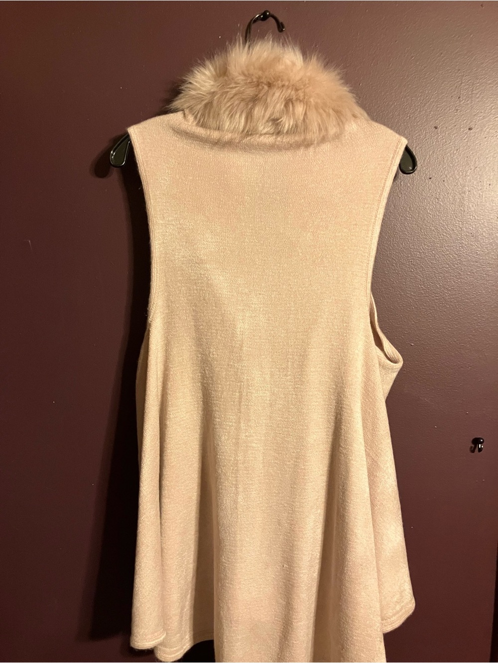 Plush Faux Fur Trim Open Vest in Blush Beige - Picture 2 of 2